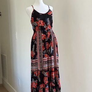 PATRONS OF PEACE SUMMER MAXI DRESS  OPEN BACK SIZE MEDIUM